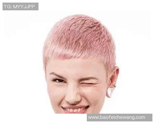 足球明星短发造型启示女生时尚新风潮与个性表达